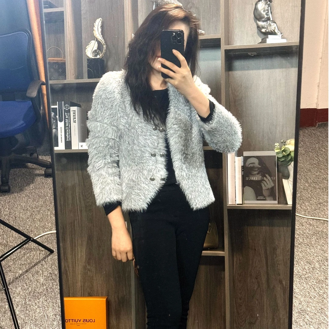 秋冬短款长毛氛围感显瘦百搭高克重气质洋气时尚针织外套小香风