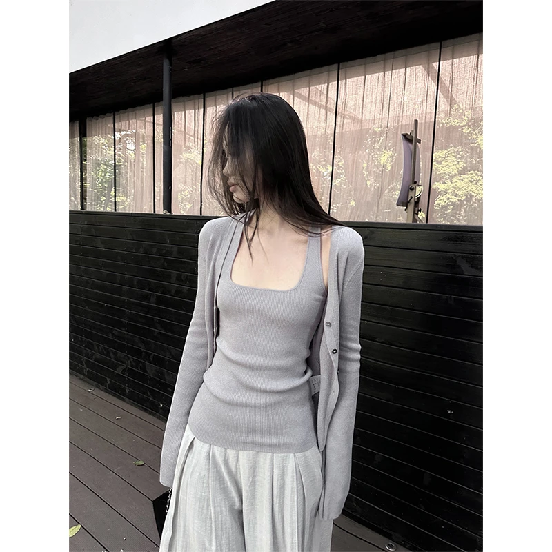 5werkwen 三色针织开衫 薄款设计感上衣两件套装