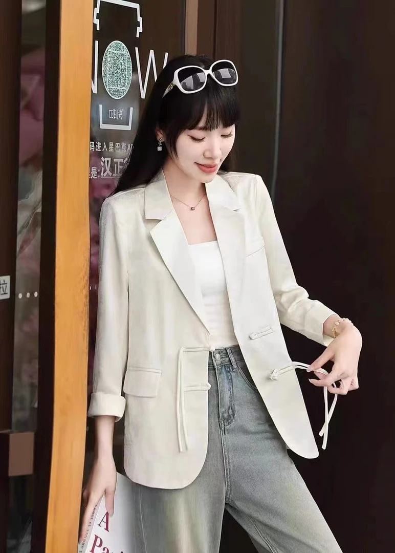 琴宝精选品质高货设计款外套W-594