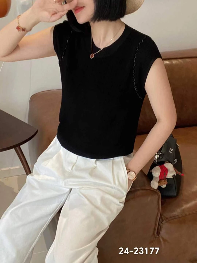 琴宝精选轻奢品质设计款上衣D-153