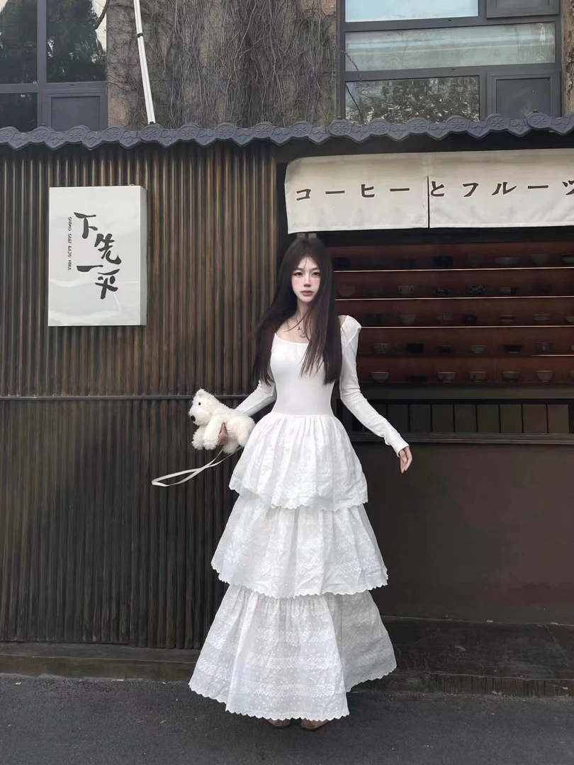 「白月香颂」 私服重工刺绣长袖蛋糕连衣裙长白裙丁达尔穿搭2024年