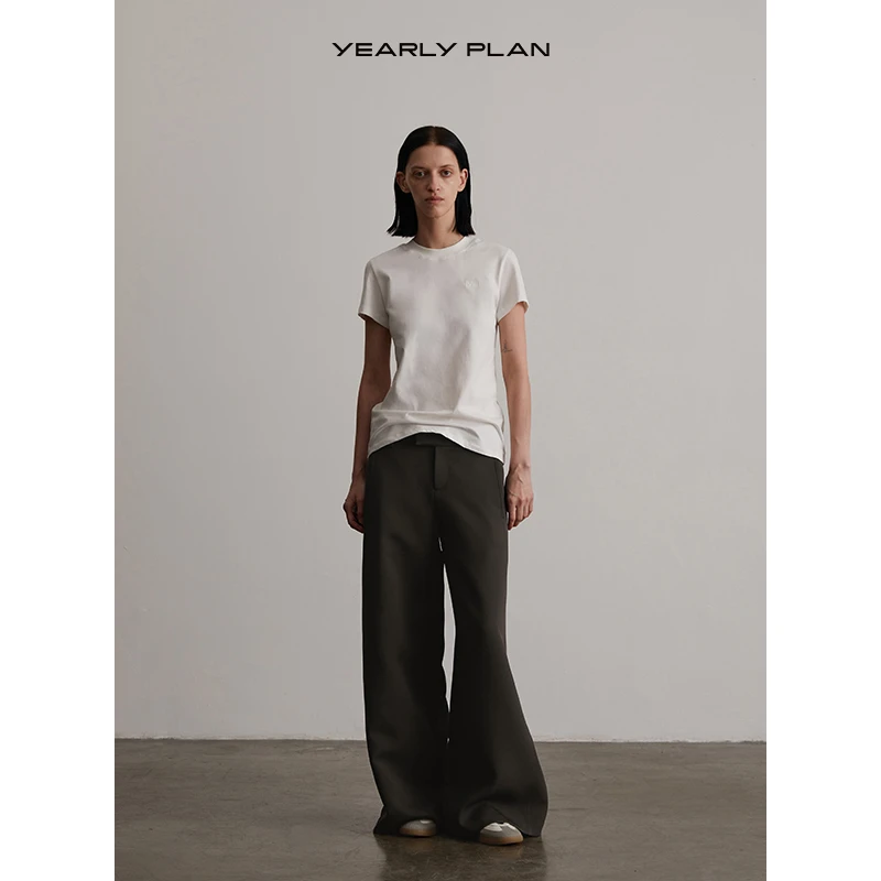 YEARLY PLAN Fall 定制钢印logo经典圆领T恤 1434535