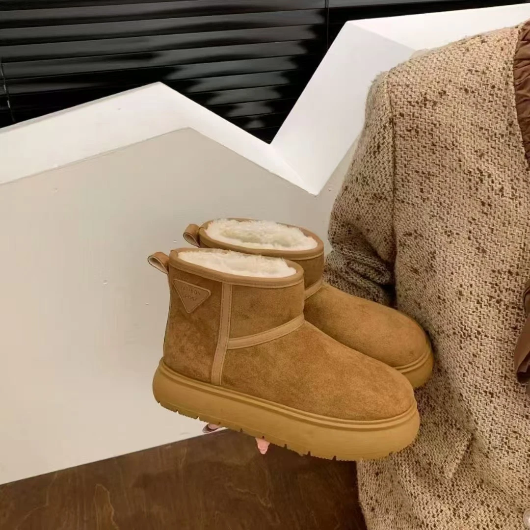 衣心衣意家女款厚底雪地靴新款加绒棉鞋