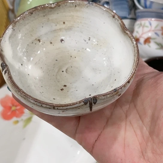 ?****猫瓷器和陶瓷艺术作品为主题展