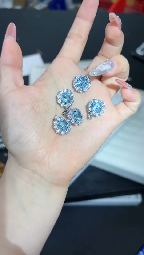 【闪购商品】托帕石吊坠(不含链)银S925镶嵌91g多样性发其一/1个