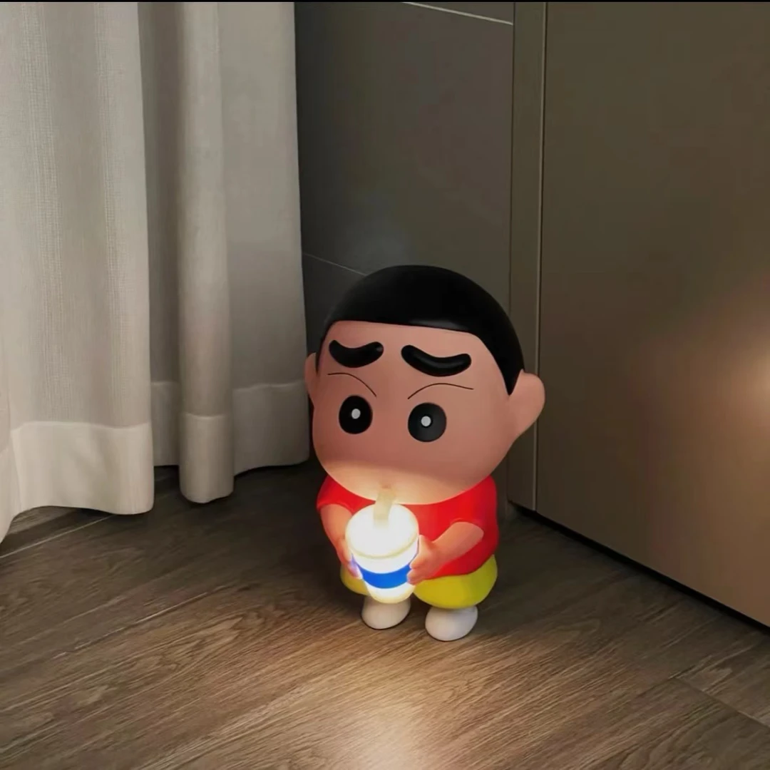 [喝奶委屈小新拍拍灯35cm 可爱类型礼物家居手办桌面摆件