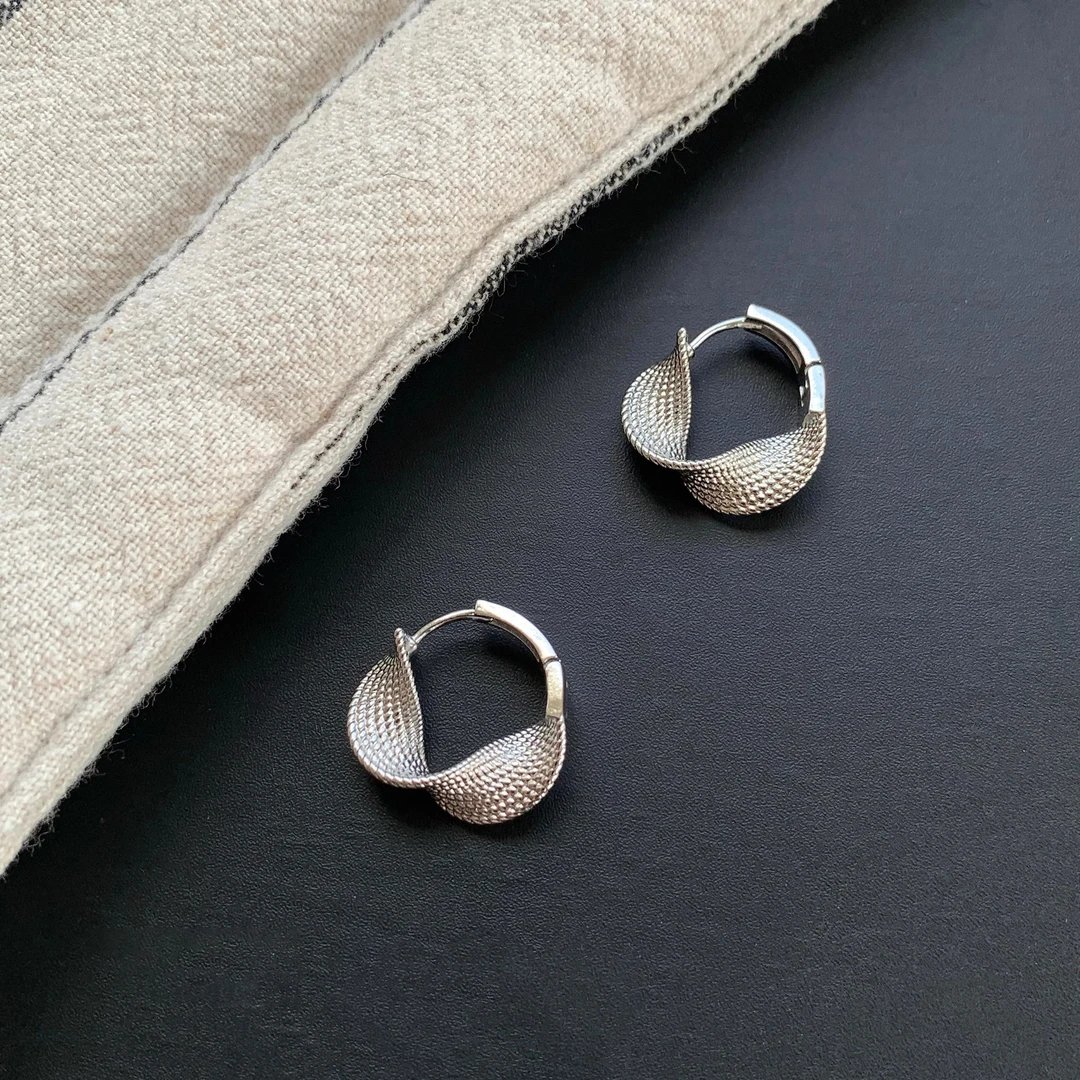 铜合金耳饰 简约小众几何圆圈扭转纹理耳环耳扣女ins百搭复古精致