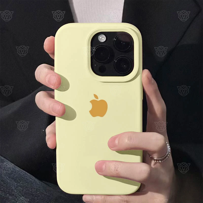 奶黄色液态硅胶壳可爱适用iPhone15/14/13手机壳苹果12Pro女全包x