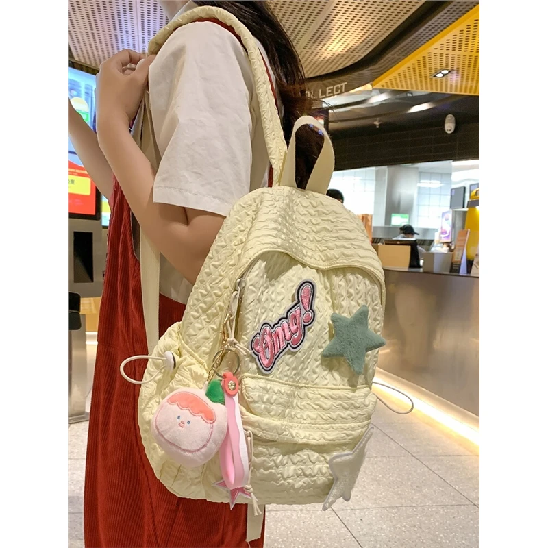 女生双肩包设计感小众小型可爱百搭出游背包女高颜值大学生小书包