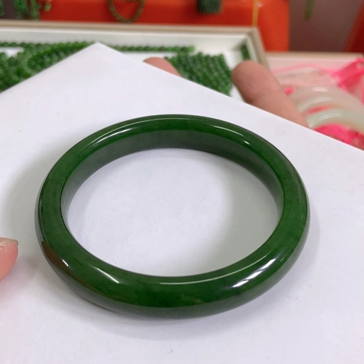 【闪购商品】和田玉（碧玉）手镯未镶嵌11