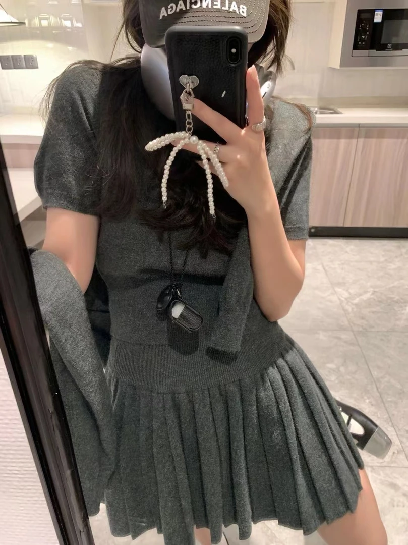 【201-300】春节不打烊现货发1月31号衣服