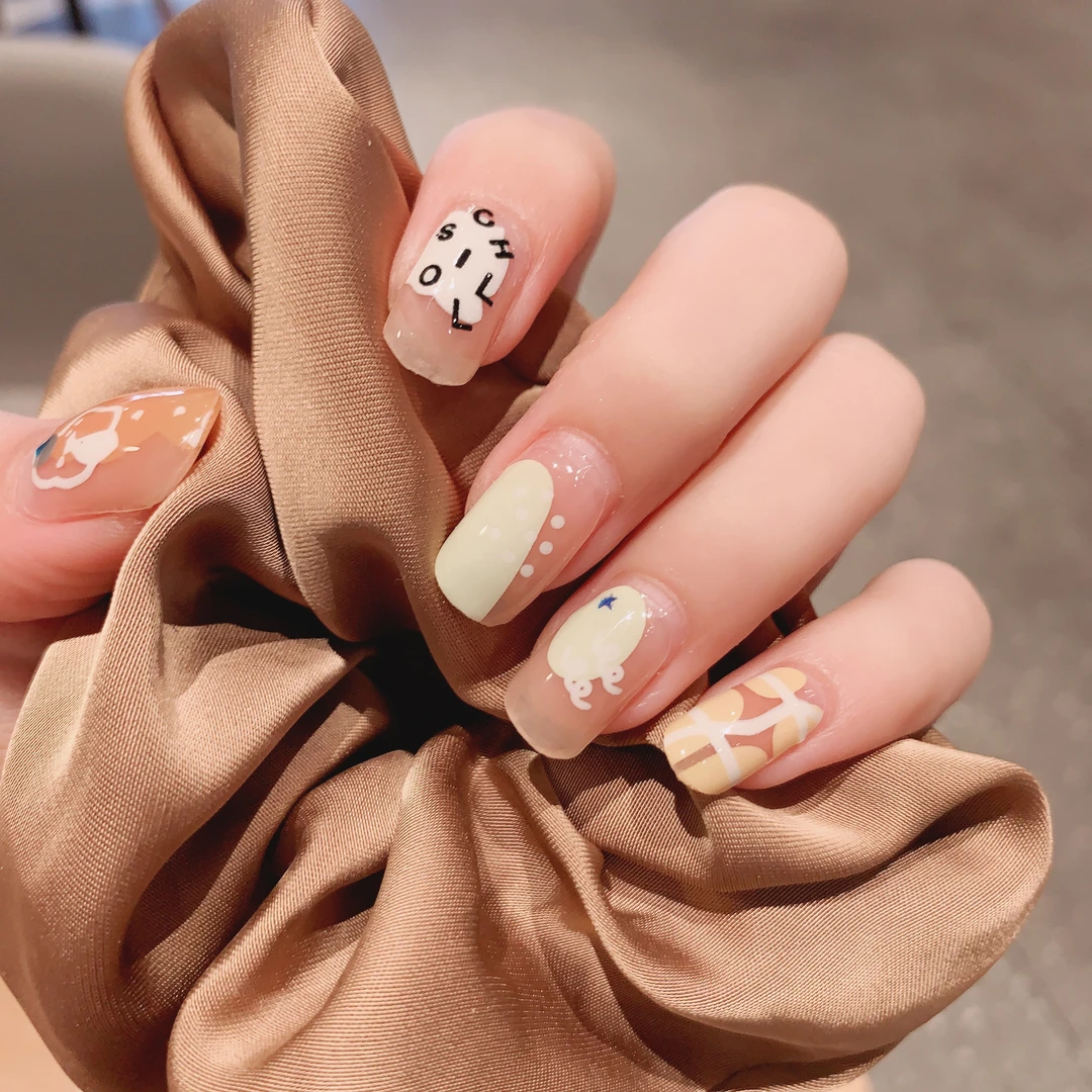 奵澜【350】夏日黄色自由涂鸦款穿戴式防水持久美甲贴纸全贴