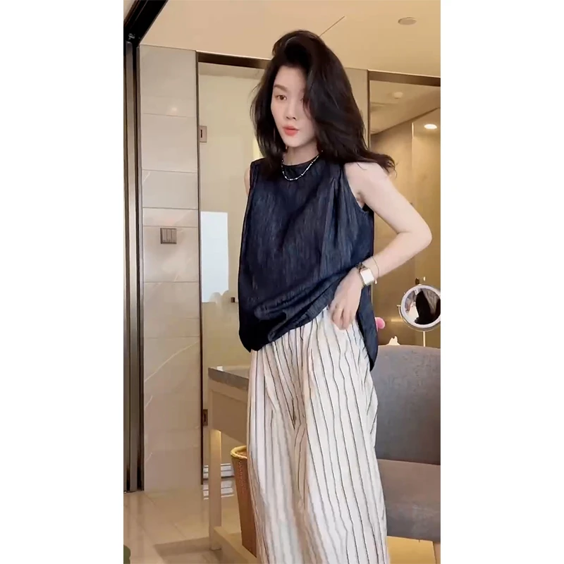 松弛感穿搭2024夏季气质无袖背心上衣女高腰宽松竖条纹阔腿裤子潮