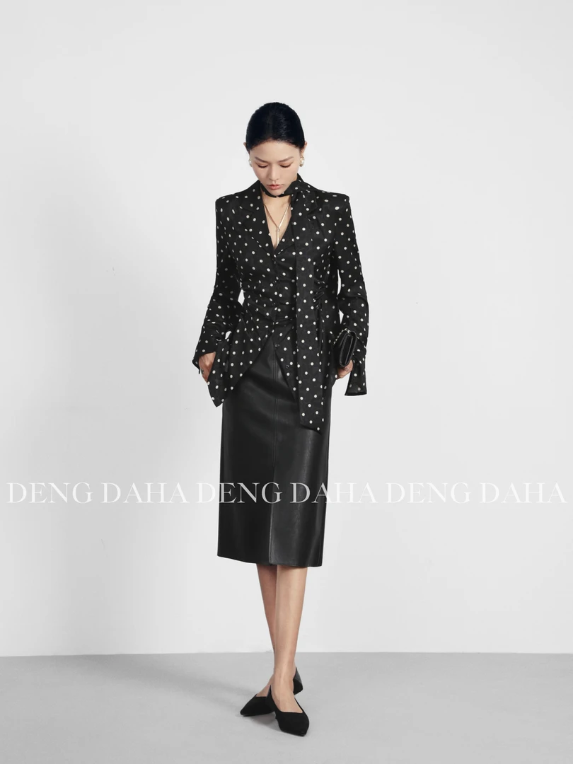 「复刻情迷」2024新款波点设计感气质优雅衬衫女 HBZC643048 nnassa