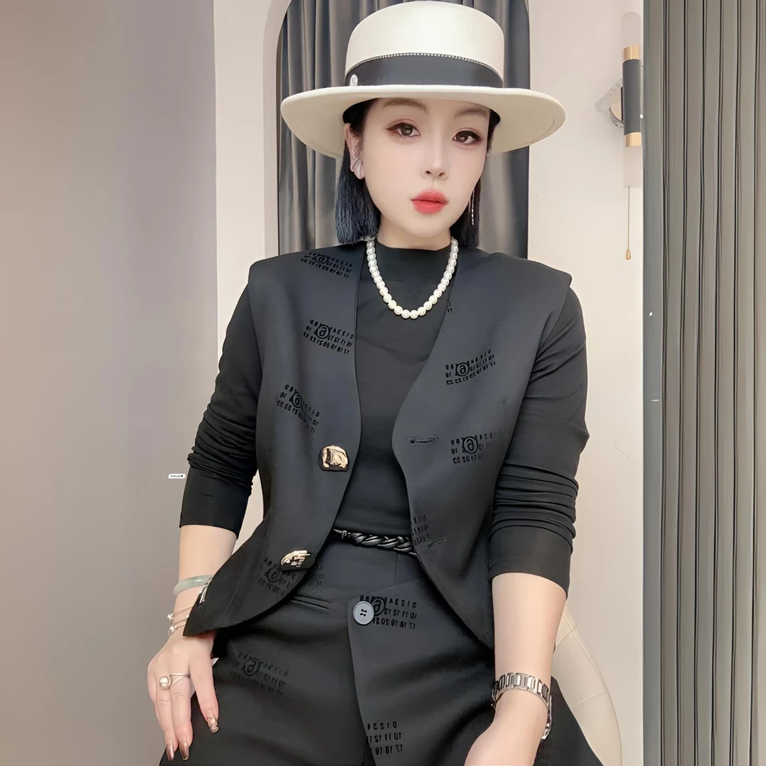 【依尚精选】欧货洋气时尚气质修身拼接轻奢英伦无袖背心潮酷马夹
