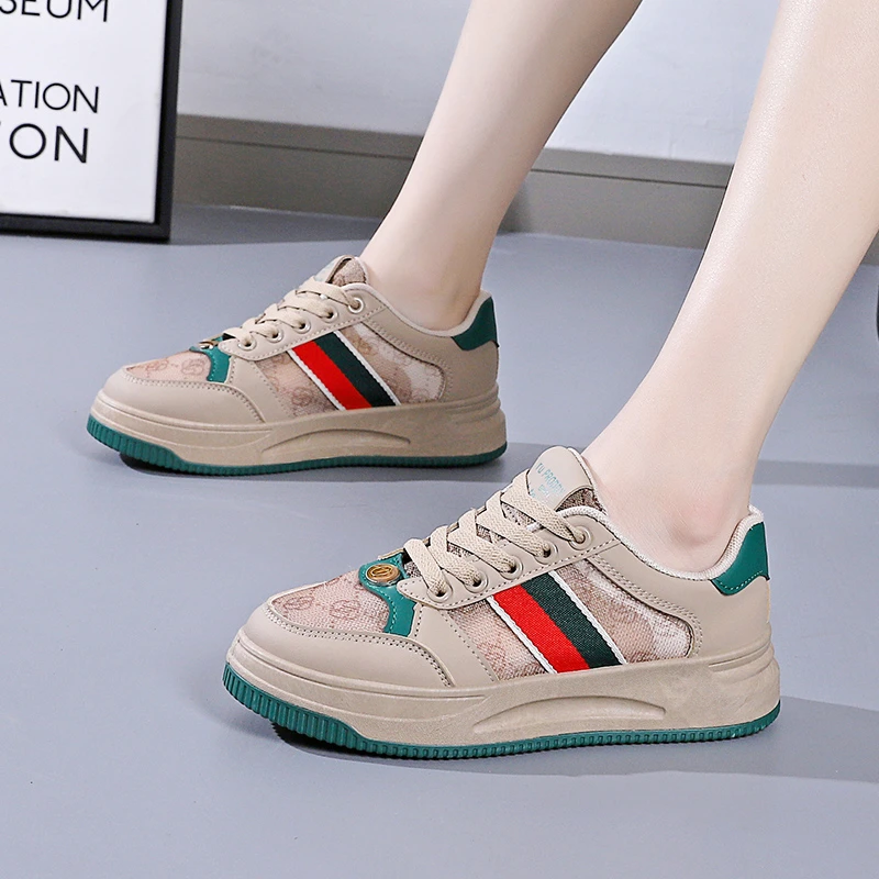 2025年春夏新款复古休闲板鞋女潮百搭时尚板鞋厚底拼色系带松糕鞋