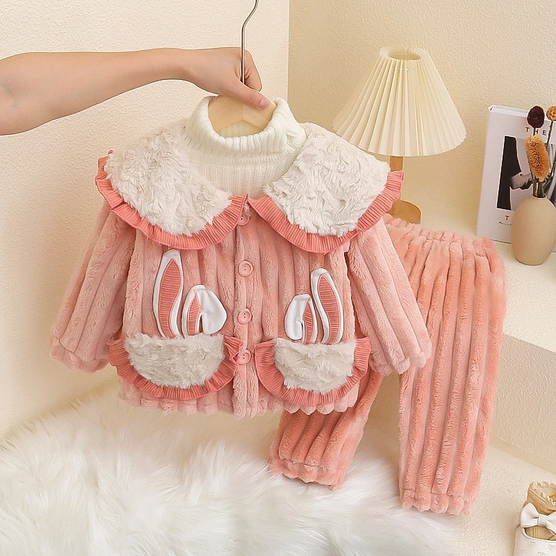 粉色公系列家居服主秋冬季女宝珊瑚绒年新款兔耳朵法兰绒套装洋气