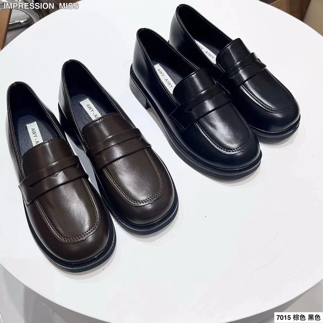 小凉家（S） 7015韩版圆头新款粗跟软底百搭英伦风休闲乐福鞋女