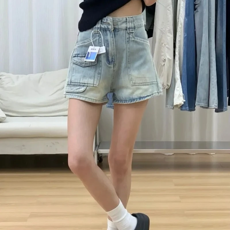 大码美式辣妹高街牛仔短裤女夏季新款高腰显瘦多口袋月光蓝a字裤