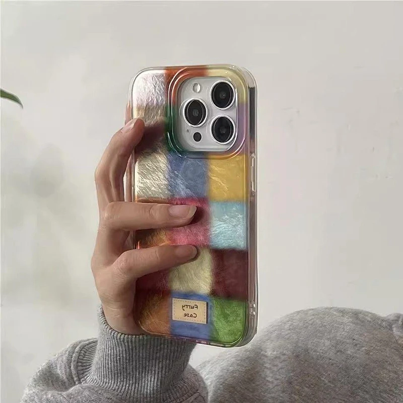 欧克里里拼接彩色格子适用苹果15/16漩涡手机壳华为vivo小米14opp