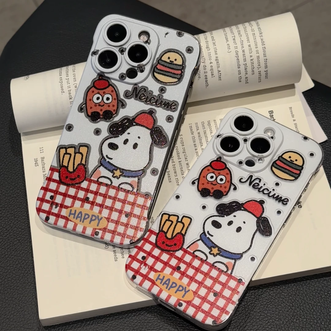 欧克里里薯条格纹狗狗适用苹果16无边框手机壳华为vivo小米14oppo