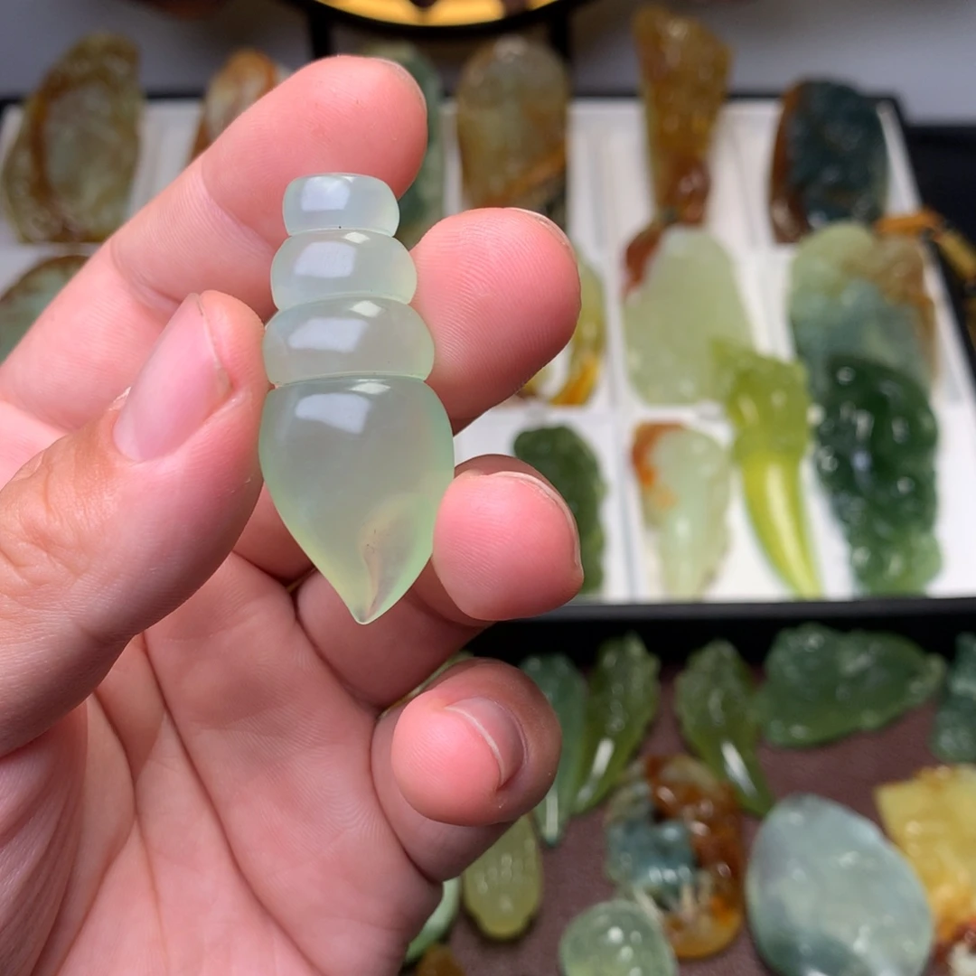 岫玉岫玉挂件未镶嵌