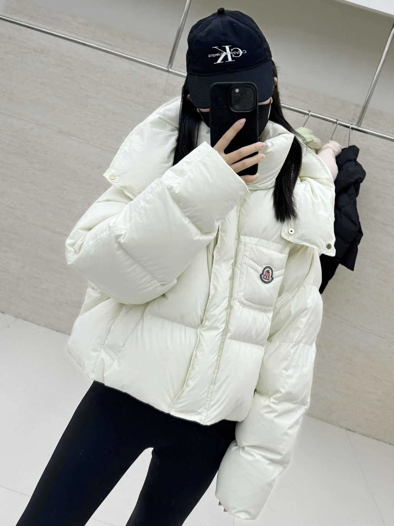 雪姐服饰「口袋标连帽鹅绒服」冬季时尚连帽短款鹅绒服经典保暖外套