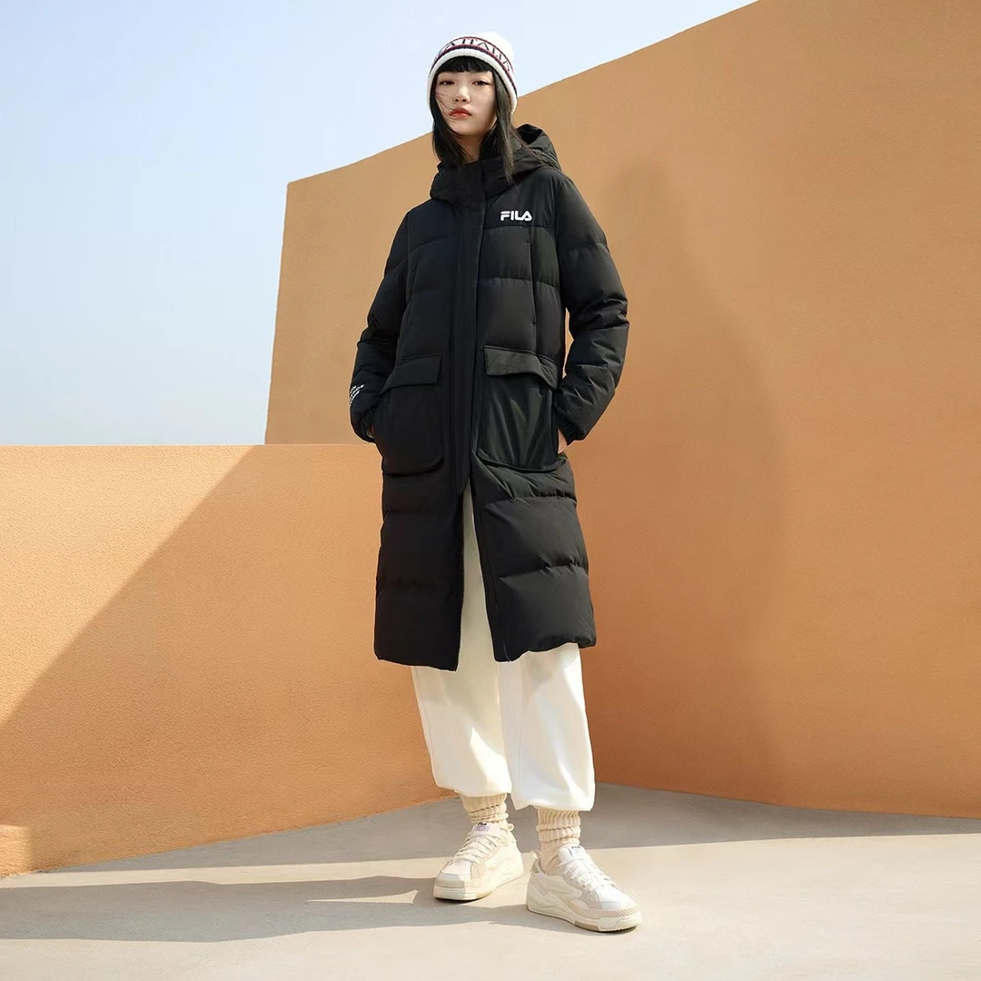 FILA斐乐官方情侣长款羽绒服2023冬新款简约连帽保暖 F51W349906F