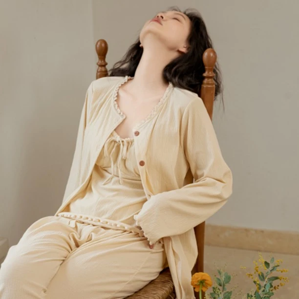 睡衣女士春秋款季棉质新款纯欲风性感清纯米黄色带胸垫三件套装