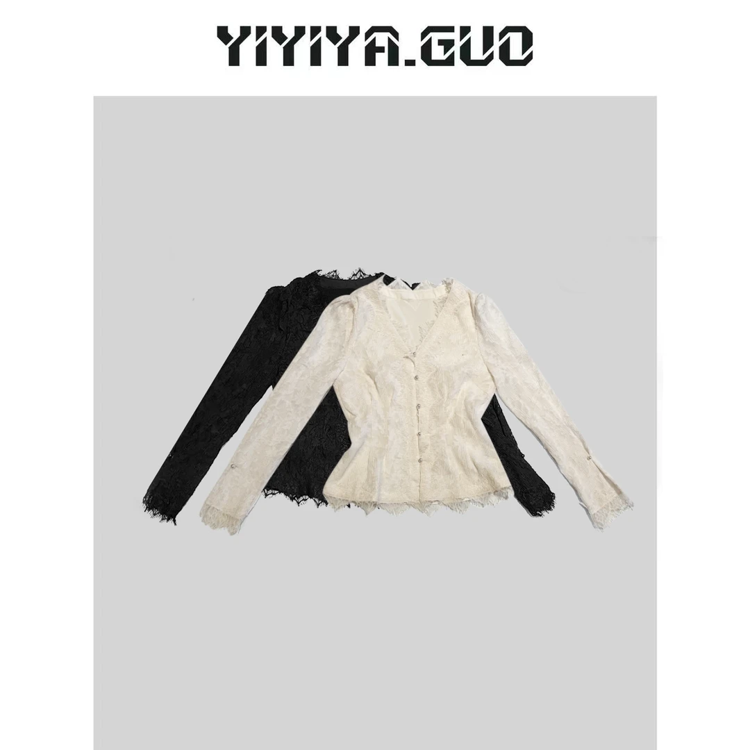 yiyiya.Guo艺艺吖/黑色白色V领蕾丝开衫上衣2023136