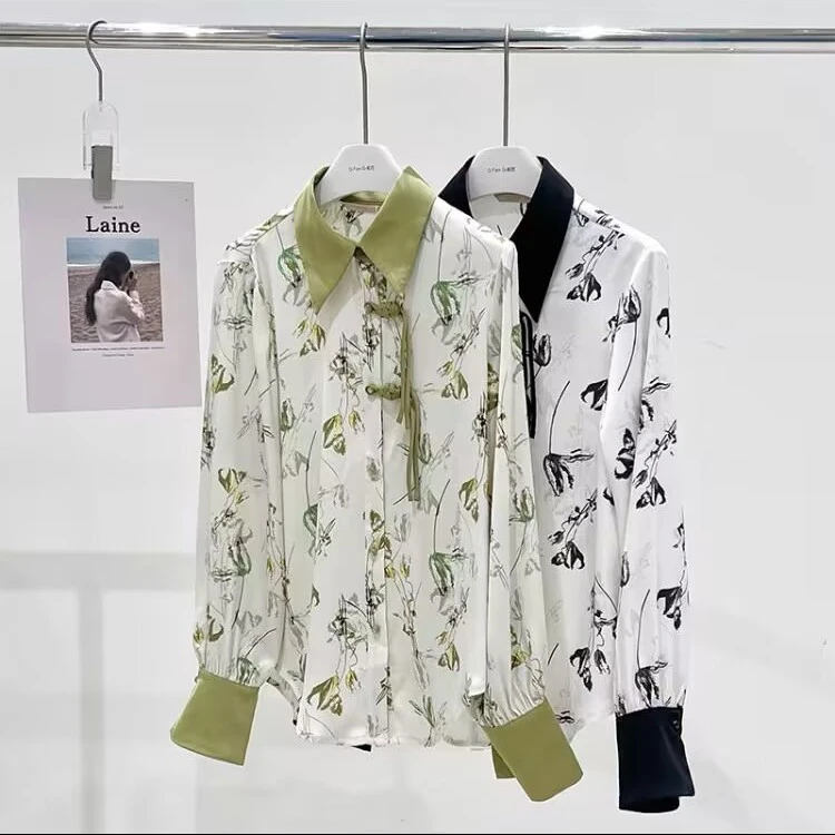 二哥二嫂 春夏复古盘扣时尚碎花衬衫