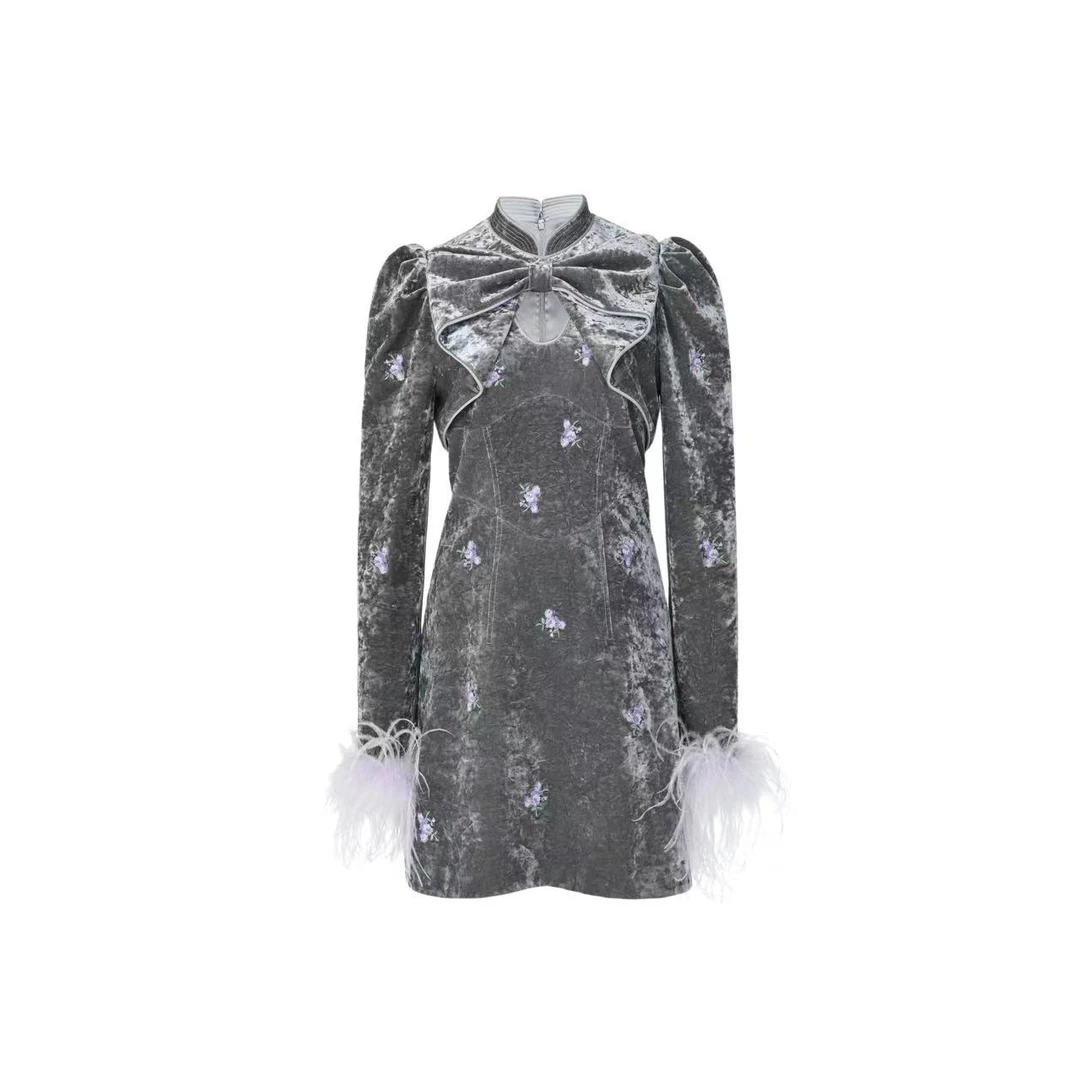 拉飞姆2024春 刺绣小花羽毛边丝绒中式连衣裙LF24C00SO308