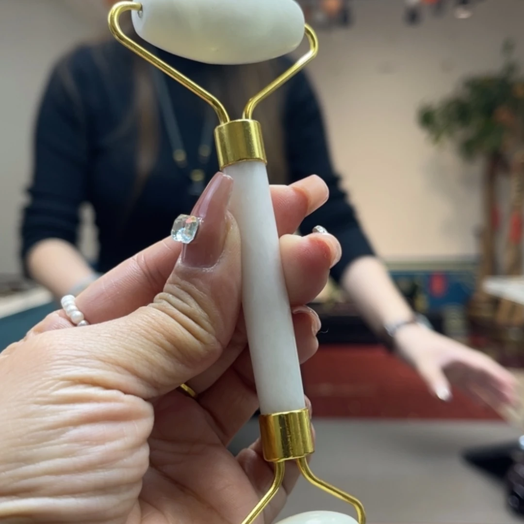 【闪购商品】蛇纹石玉手把未镶嵌