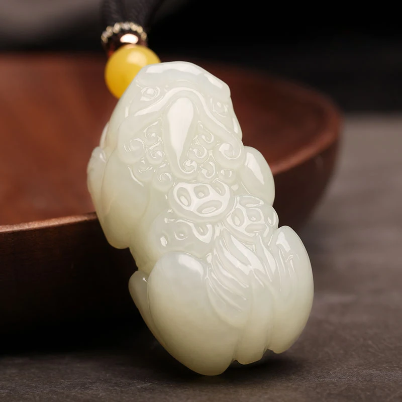 和田玉霸王三钱貔貅吊坠男女手工玉石皮丘项链情侣貔恘挂件玉坠