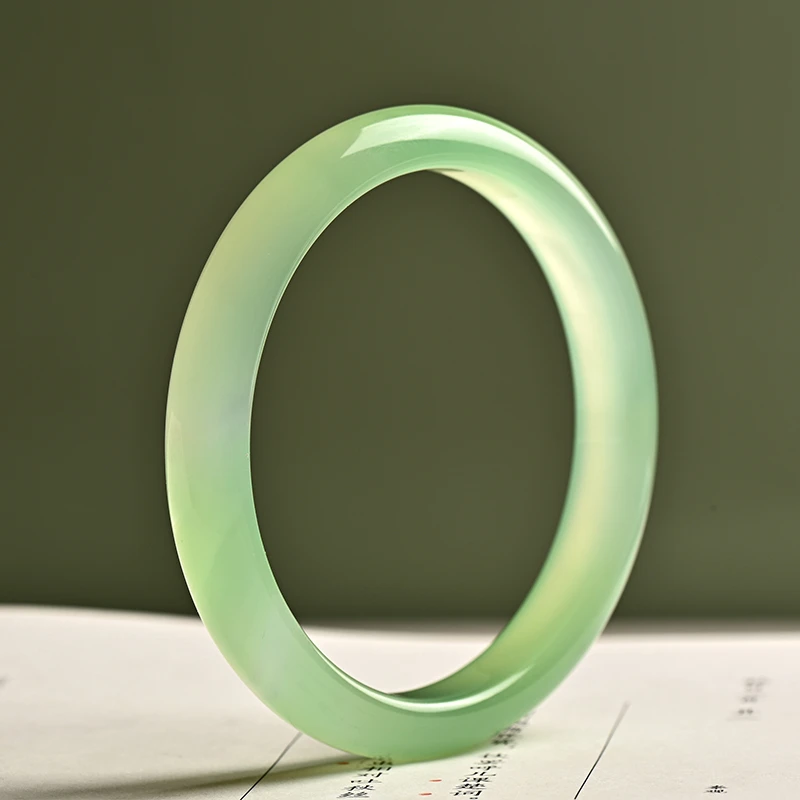 青青子衿 青提子玉髓手镯天然玛瑙浅绿镯子女款饰品青苹果美人镯