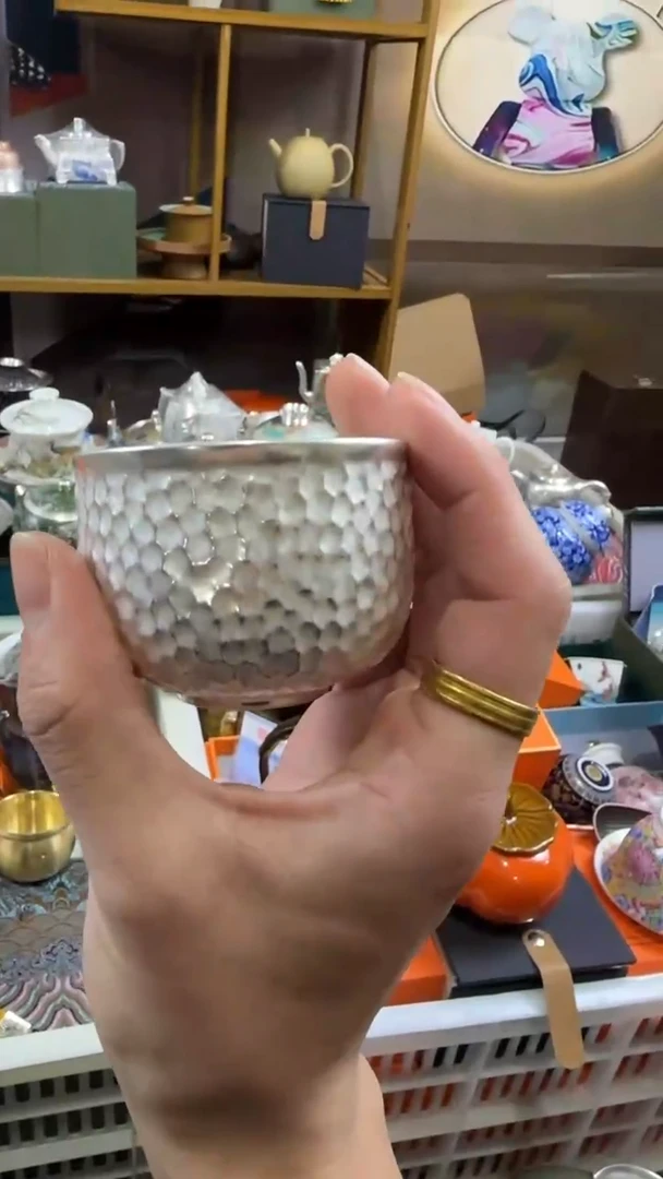 【闪购商品】瓷杯-锤纹银杯