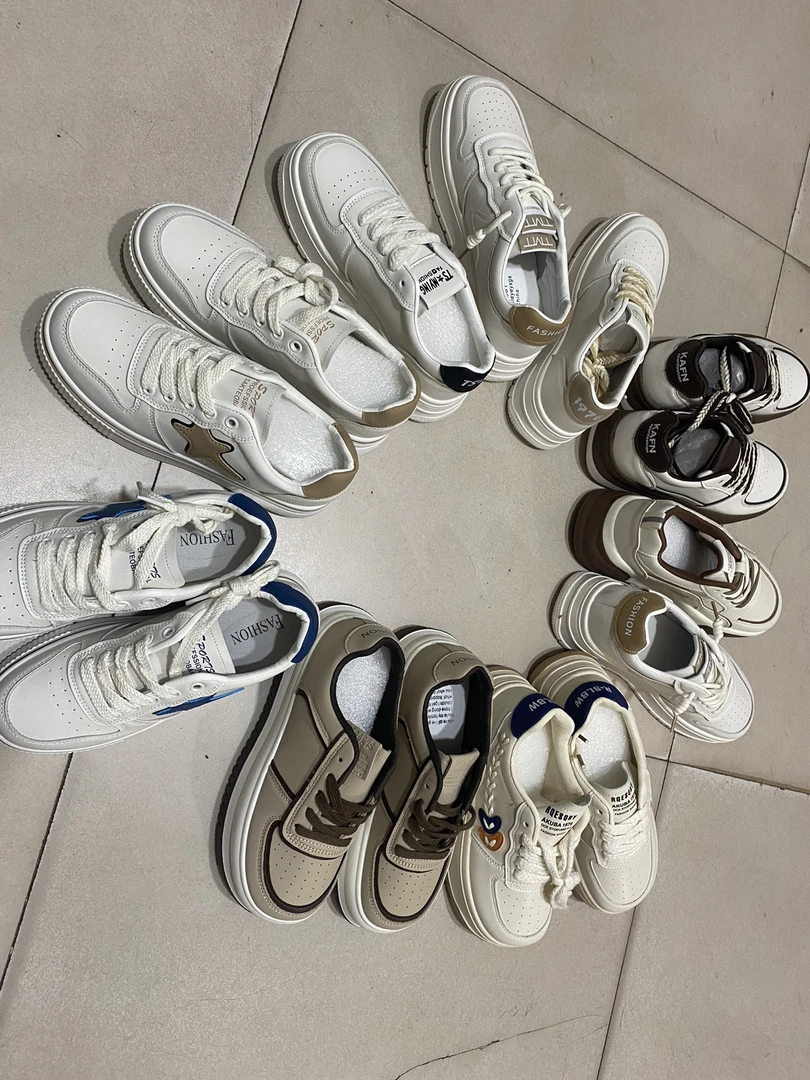 秋冬款女款厚底小白鞋