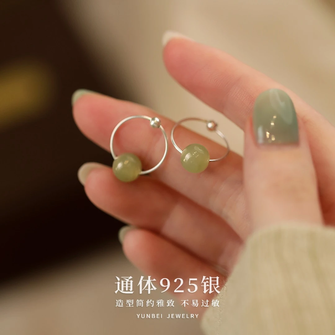云蓓玉石和田玉纯银耳圈女高级感小众养耳洞耳环百搭气质轻奢小巧