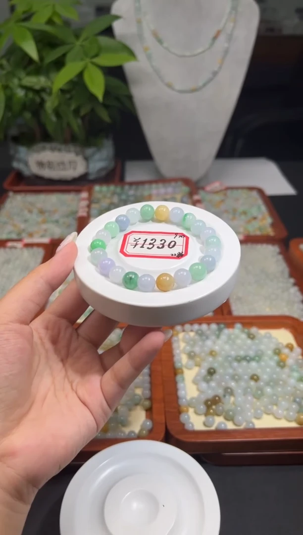 【闪购商品】翡翠手链未镶嵌珠子22颗卡9多样性发货