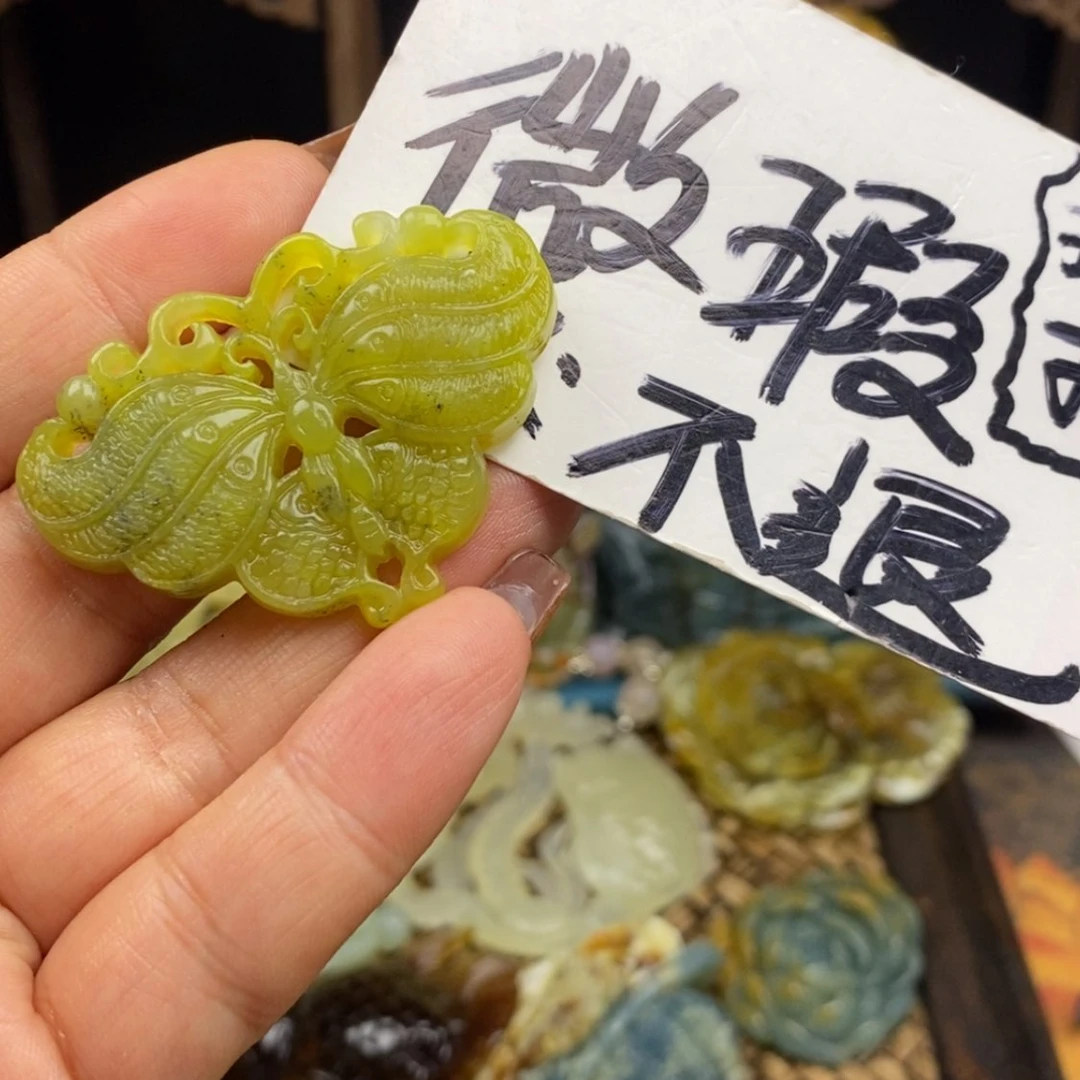 【闪购商品】蛇纹石玉颈饰未镶嵌
