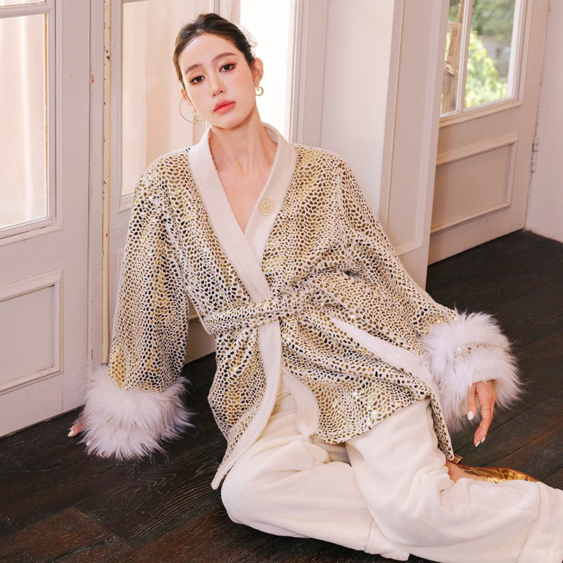 原创软胶片烫金法兰绒睡衣三件套珊瑚绒半边绒仿狐狸毛家居服秋新