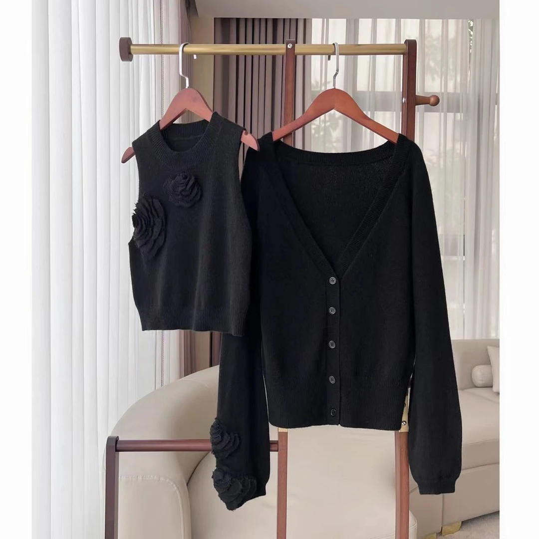 【晨老板】~ceilina【松烟入墨】时尚立体手工绣花针织套装79237003