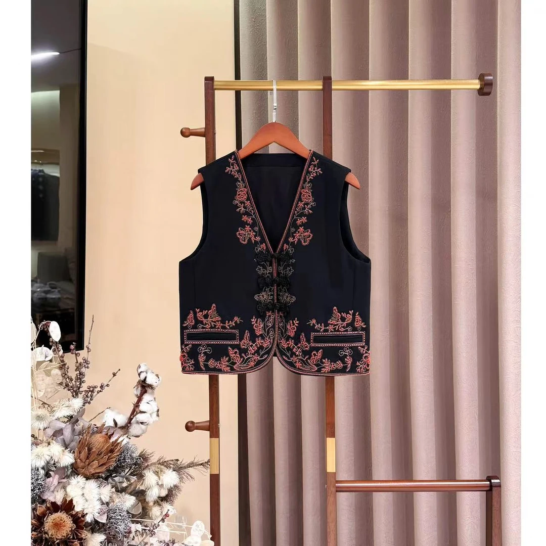 【晨老板】~ceilina【月夜花朝】时尚盘扣国风蝴蝶钉珠马甲69242027