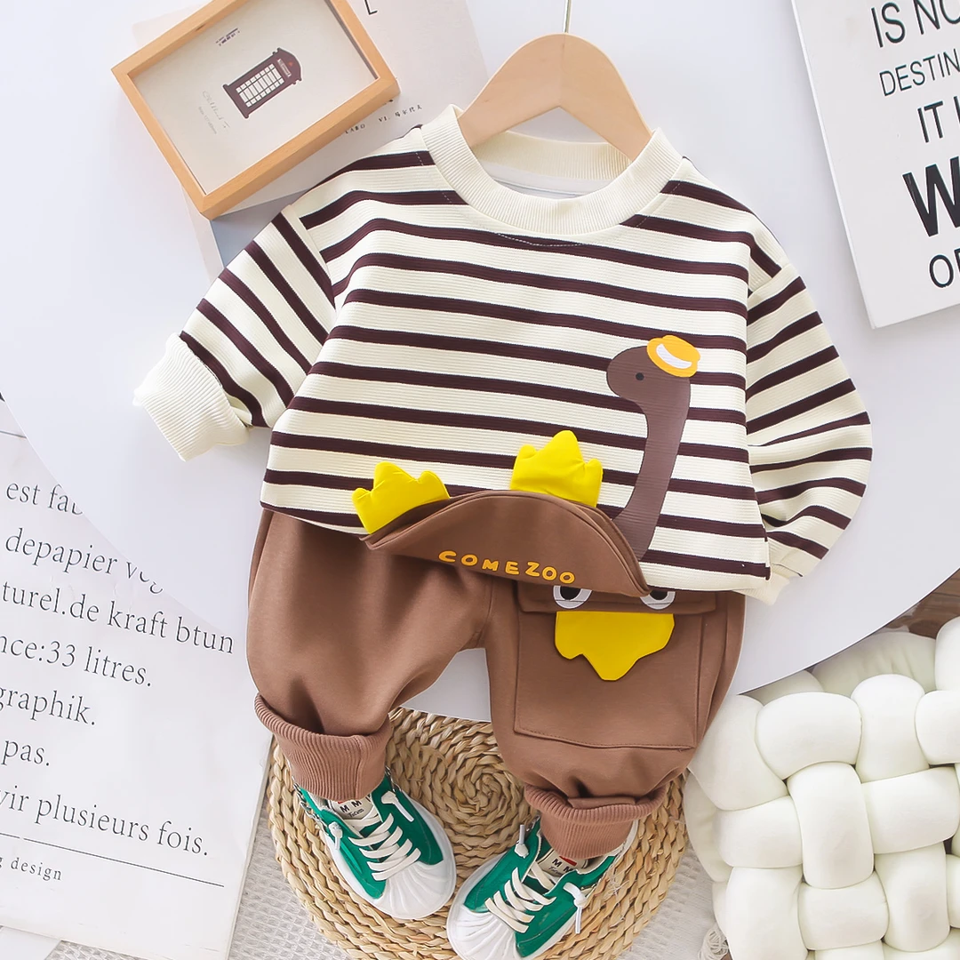 2024秋季儿童可爱卡通条纹运动卫衣男童休闲时尚百搭套装时髦