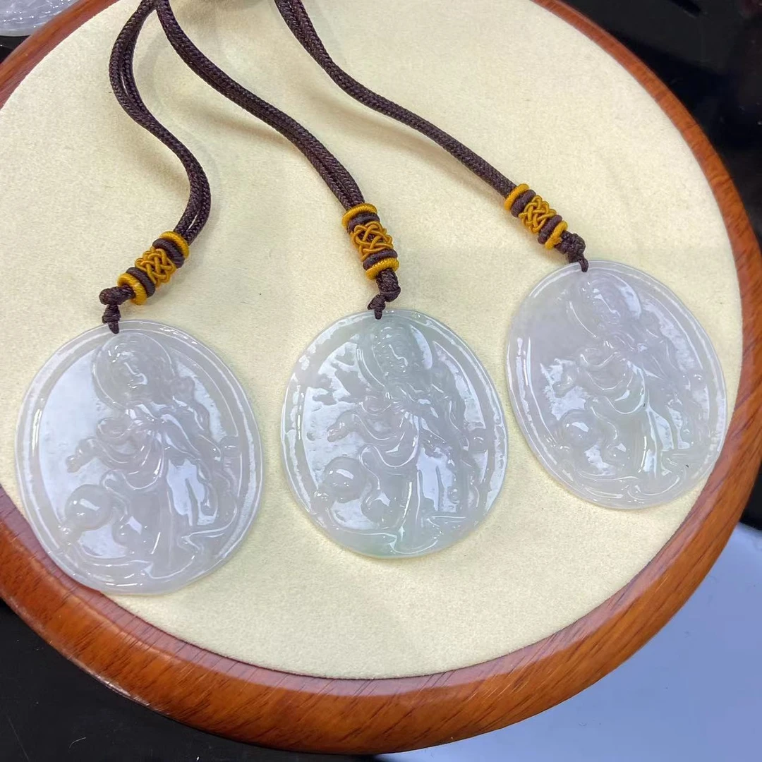 12298天然A货翡翠【颈饰】多样性发一个