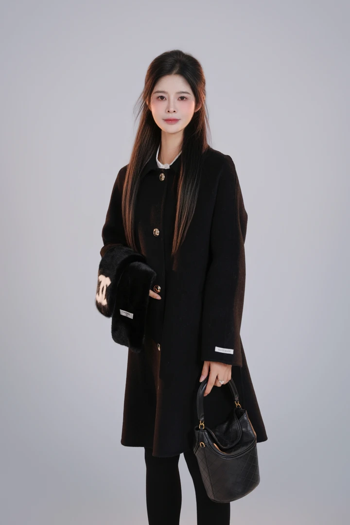 宿慕SUMU 2-22 2025款小翻领单排小金扣双面尼大衣C53057