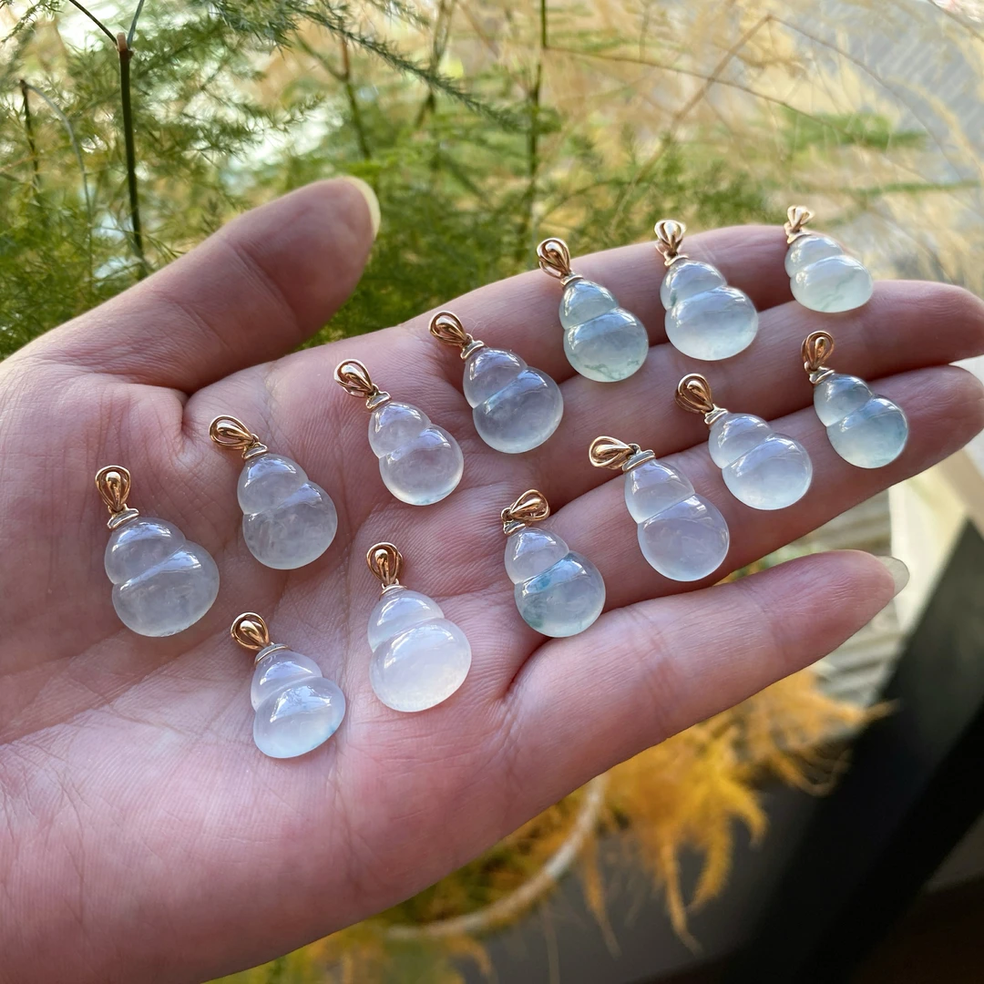 天然缅甸A货18k镶嵌葫冰透芦吊坠