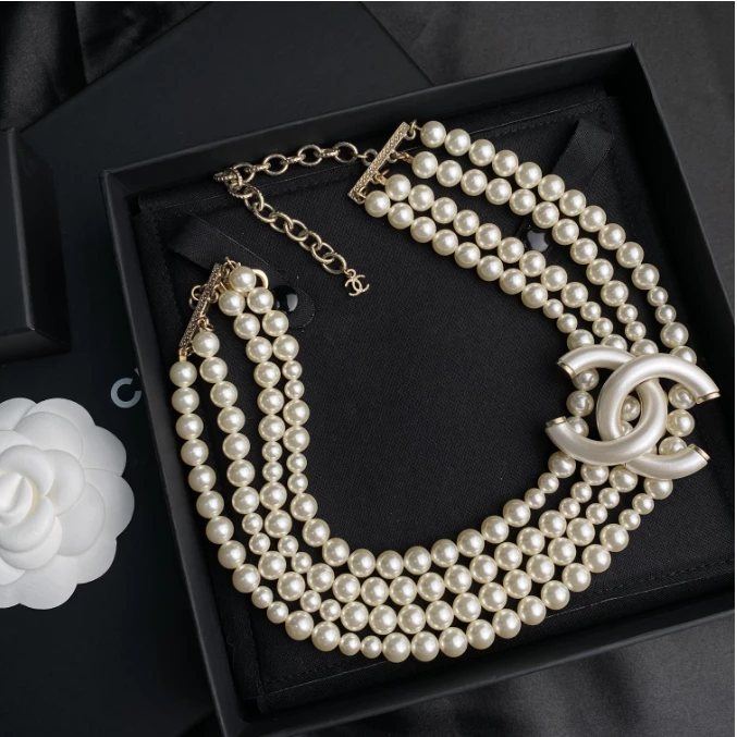 全新未使用 Chanel/香奈儿 经典双C 白色珍珠四层颈链 项链 S3339