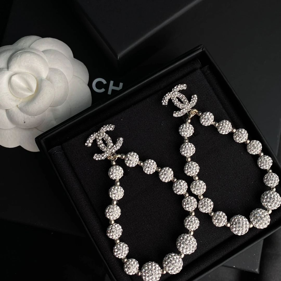 全新未使用 Chanel/香奈儿 经典双C 满钻圆球长款耳环 S3076