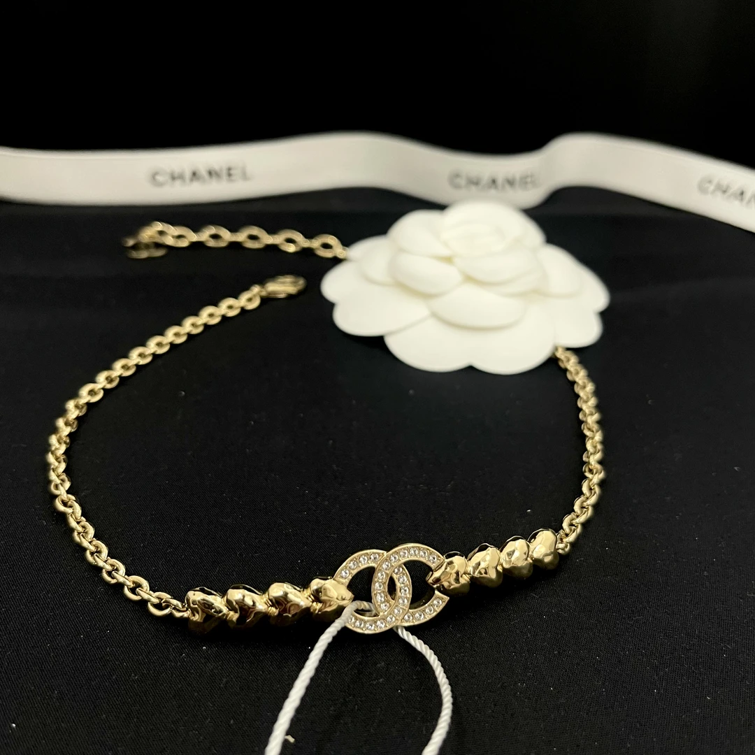 99新 Chanel/香奈儿 FL 金色23p爱心串珠choke 项链 S5705